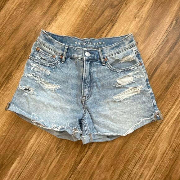 American Eagle Striged Relaxed Shorts Distressed Size 00 - Picture 1 of 6